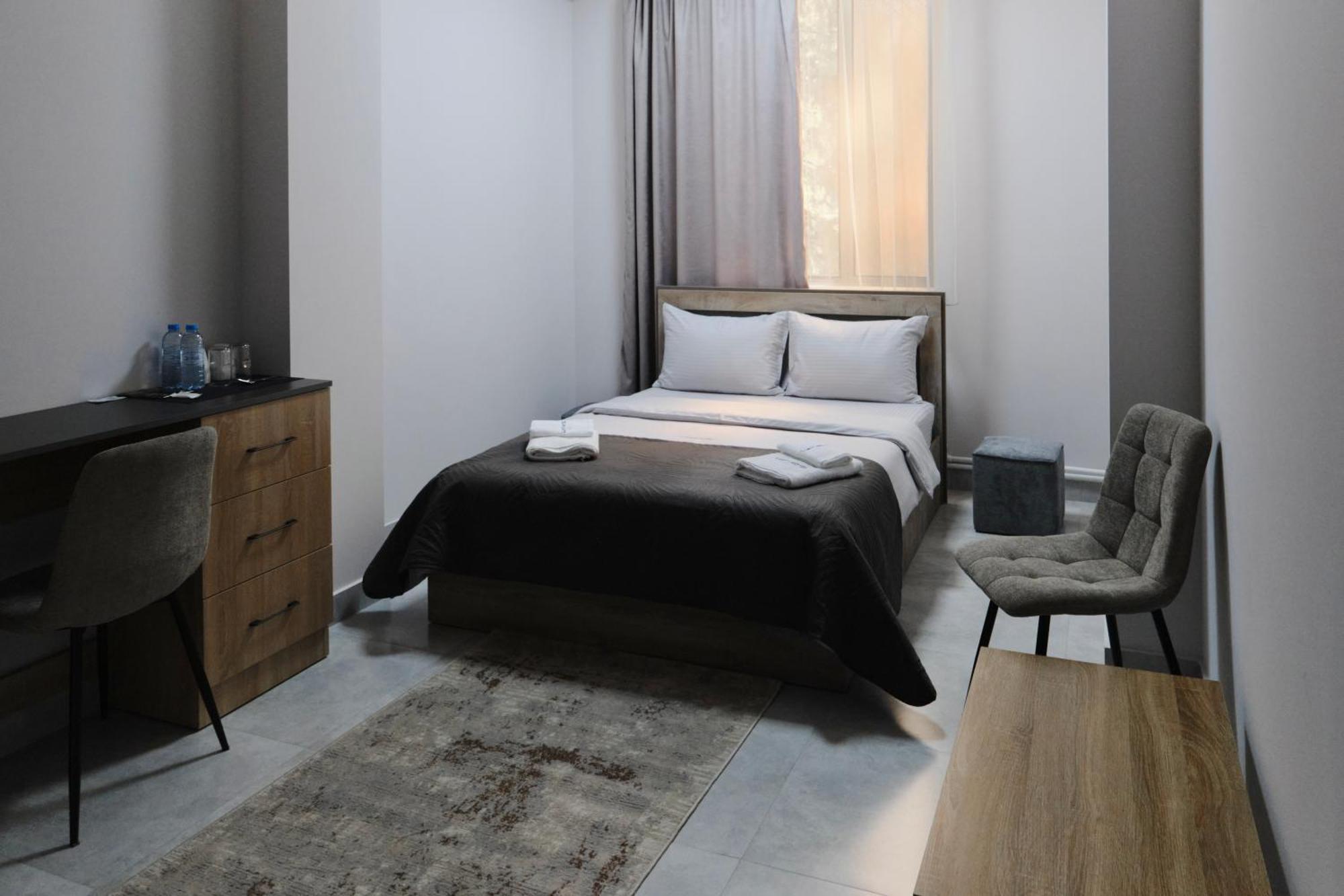 Loft Family Hotel Іджеван Екстер'єр фото